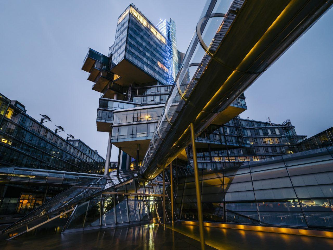 germany-hannover-futuristic-architecture-of-nord-lb-building-1.jpg